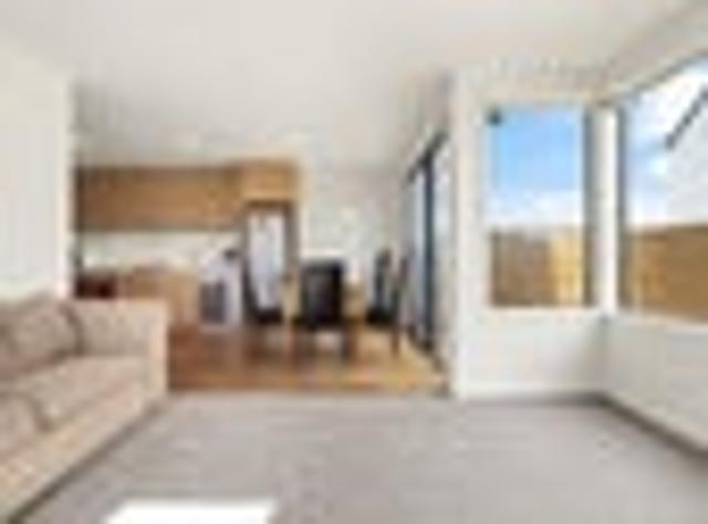 Townhouse for sale in Otakou