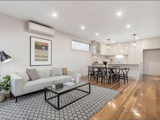 Townhouse for rent in Camerons Creek, Victoria