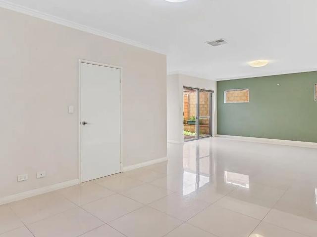 Townhouse for rent in Maylands, Western Australia