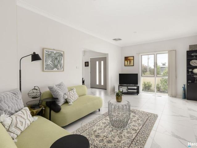 Townhouse for rent in Camerons Creek, Victoria