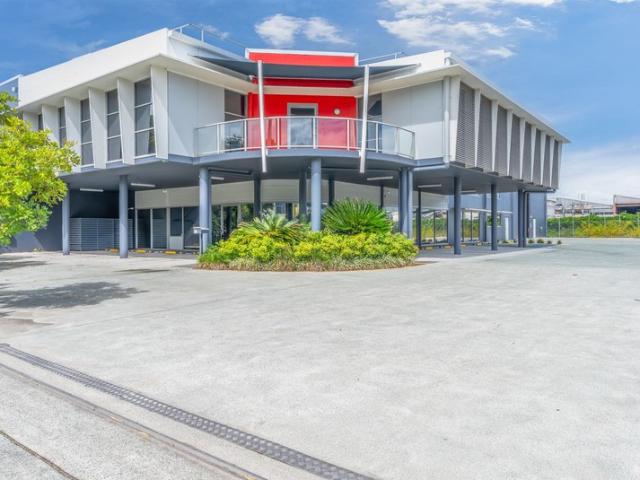 Warehouse for rent in Toombul, Queensland