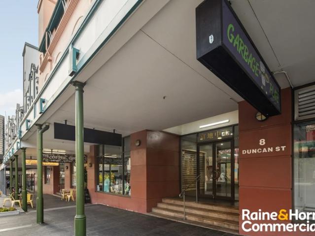 Office for rent in Toombul, Queensland