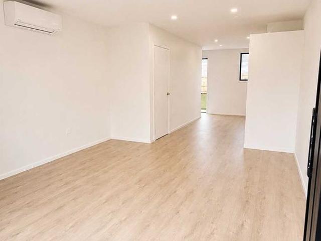 Townhouse for rent in Aotea Arts Quarter, Auckland