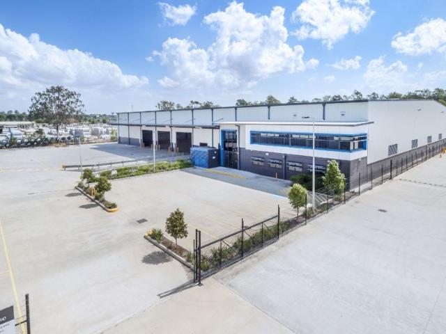 Warehouse for rent in Toombul, Queensland