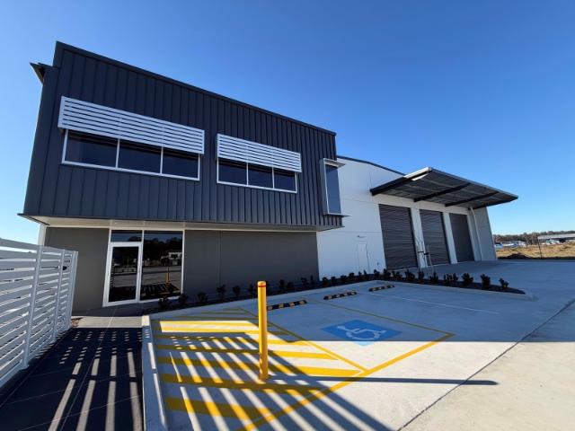 Warehouse for rent in Ambergate, New South Wales