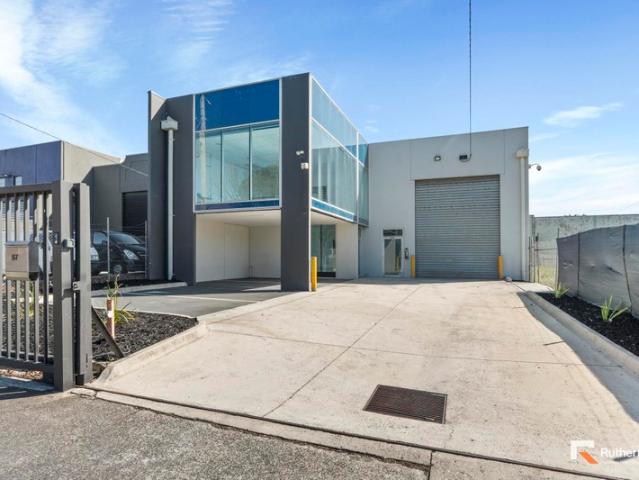 Warehouse for rent in Thomastown, Melbourne