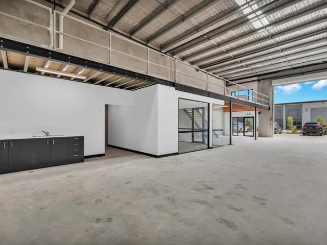 Warehouse for rent in Coolum Eco Industrial Park, Sunshine Coast Regional