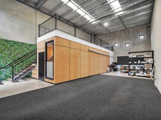 Warehouse for rent in Centra Park Industrial Estate, Sunshine Coast Regional