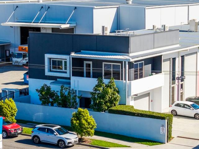 Warehouse for sale in Toombul, Queensland