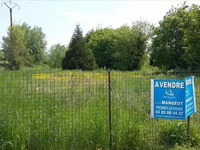 Terrain vente à Saint-Quentin, Prémont