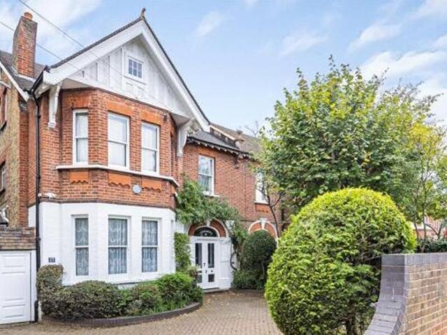 House for sale in New Malden, Greater London