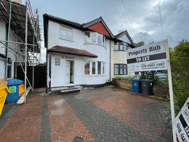 House for rent in South Stanmore, Greater London