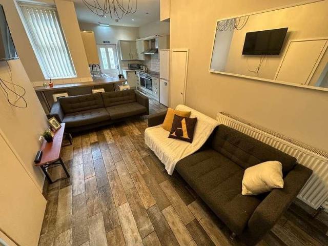House for rent in Fairfield, Calderstones