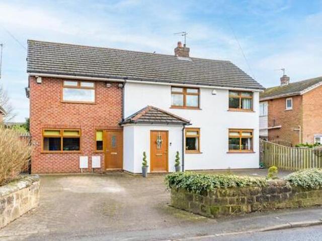 House for sale in Roby Mill, Lancashire