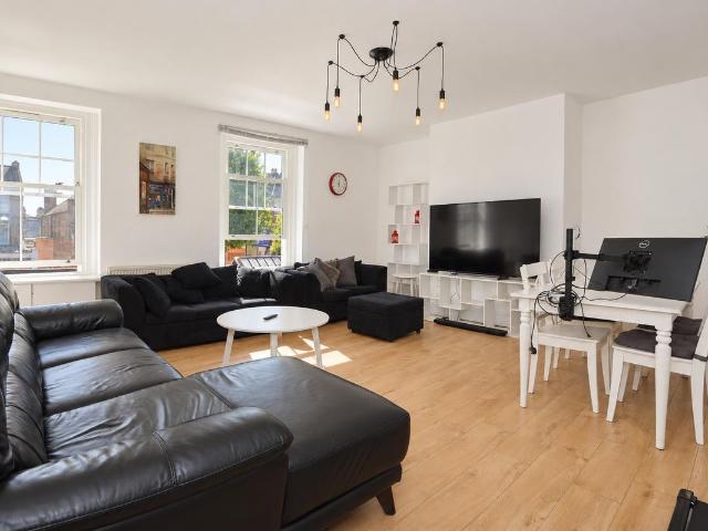 Apartment for rent in London Borough of Lambeth, Greater London