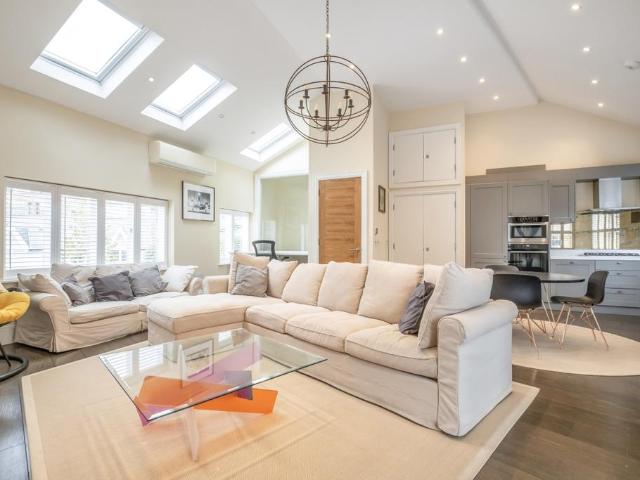 House for rent in London Borough of Lambeth, Greater London