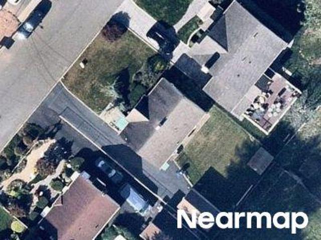 House for sale in Clark, New Jersey