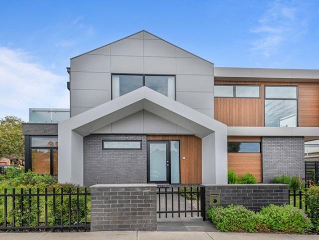 Townhouse for rent in Thornbury, Melbourne