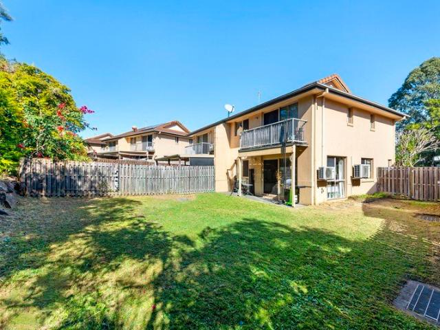 House for sale in Parkwood, Gold Coast City