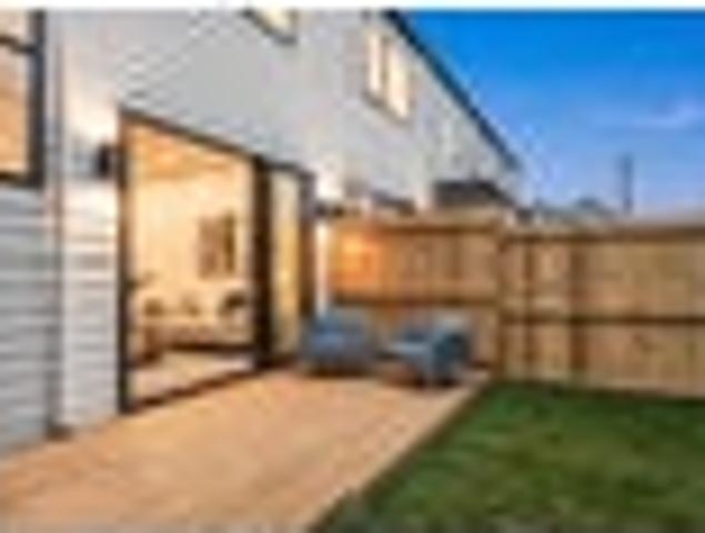 Townhouse for sale