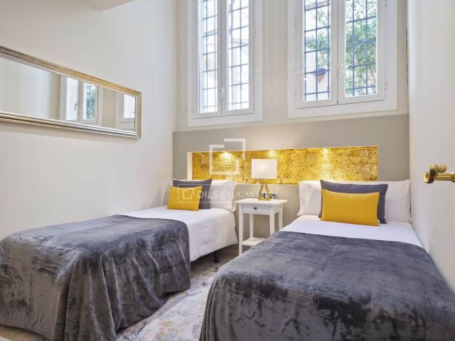 Casa en venta en la Font d'en Fargues, Barcelona