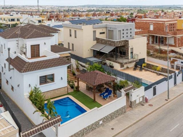 Casa en venta en el Baix Segura / La Vega Baja, Valencia
