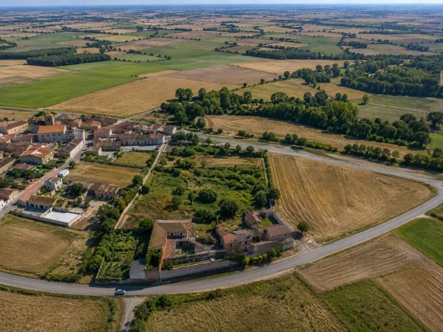 Local Comercial en venta en Moratinos, Castilla y León