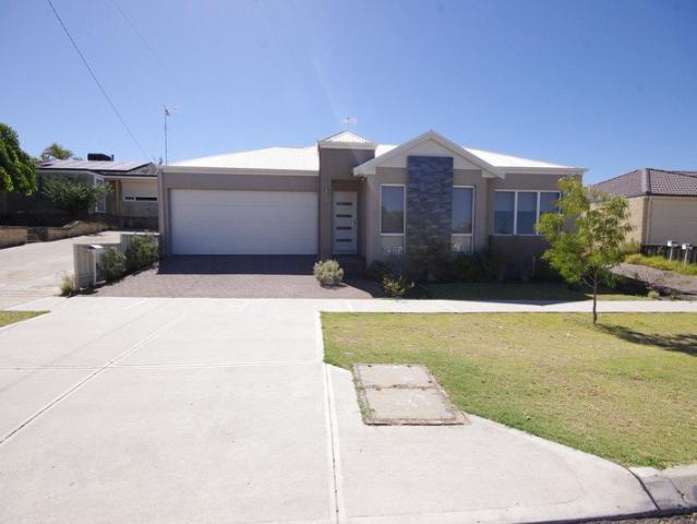 Villa for rent in Stirling, Western Australia