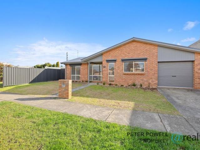 House for sale in Drouin