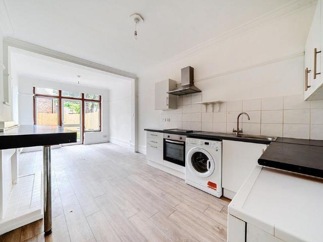 House for rent in London Borough of Merton, Mitcham
