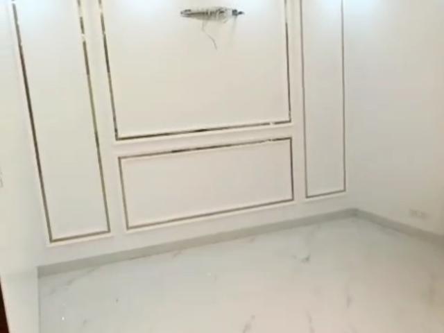 Flat for sale in Delhi