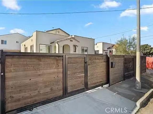 House for rent in Long Beach