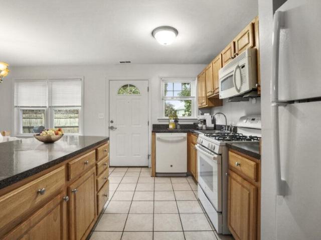 Apartment for rent in Fall River