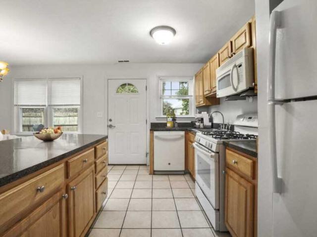 Apartment for rent in Fall River, Massachusetts