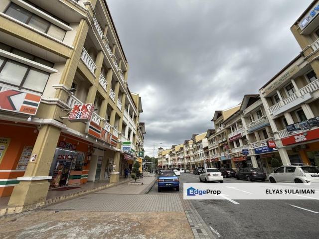 Shop for sale in Putrajaya
