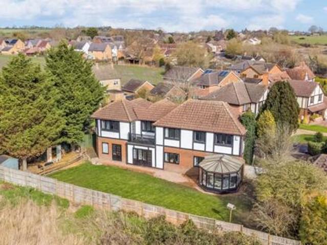 House for sale in Lyons, Greater London