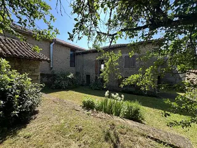 Maison vente à Confolens, Pressignac