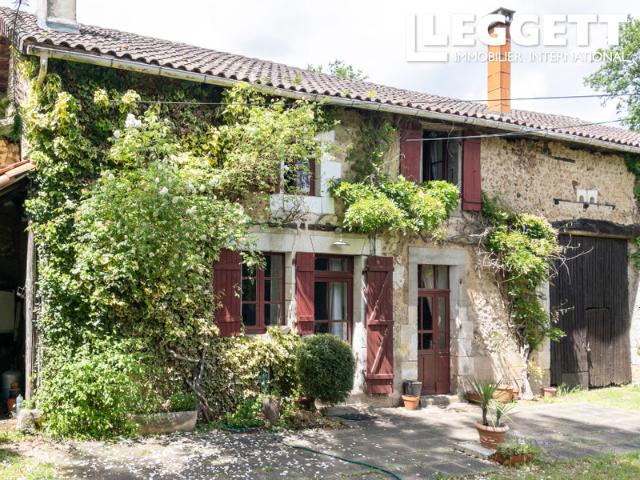Maison vente à Confolens, Pressignac