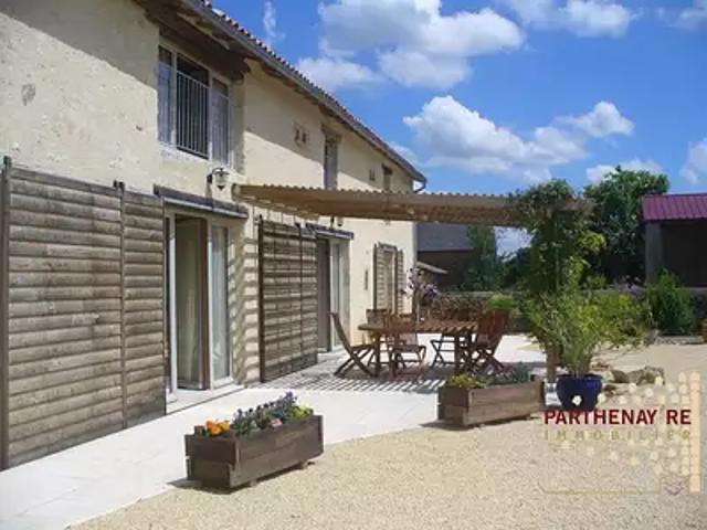 Maison vente à Parthenay, Pressigny