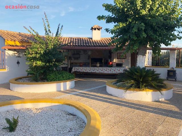 Casa en venta en Almodóvar Del Río, Andalucía