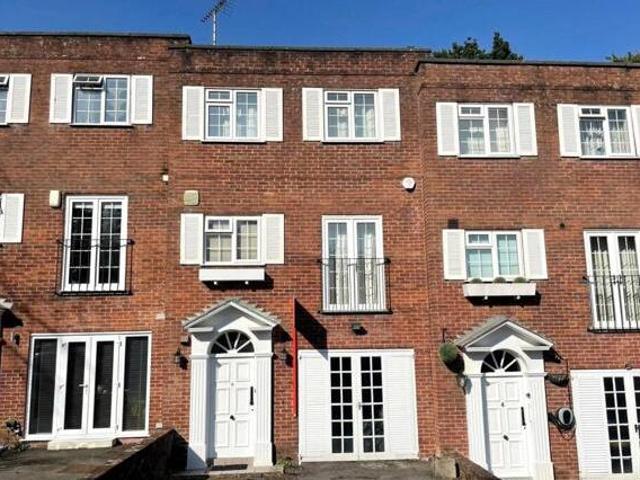 House for sale in Macclesfield