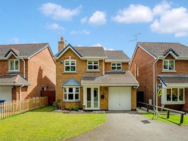 House for sale in Widnes