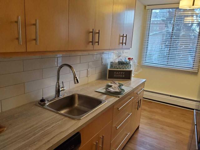 Apartment for rent in Connaught, Calgary