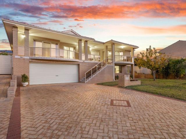 House for sale in Winthrop, Western Australia