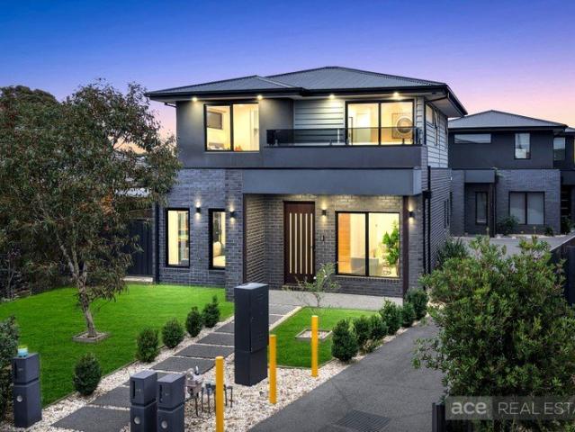 Townhouse for sale in Camerons Creek, Victoria