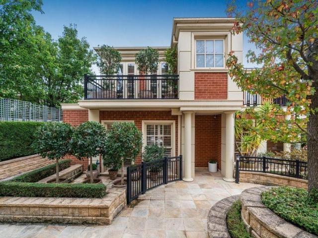 Townhouse for rent in Camerons Creek, Victoria