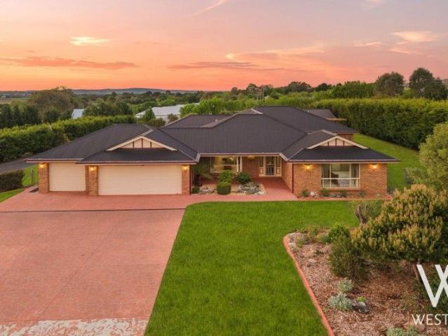 House for sale in Bathurst, New South Wales