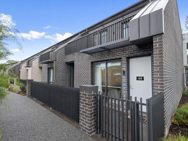 Townhouse for sale in Camerons Creek, Victoria