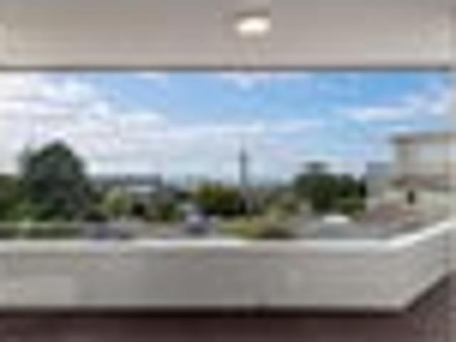 Townhouse for sale in Whangaparaoa