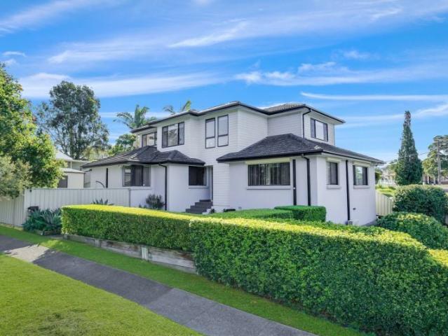 House for sale in Seven Hills